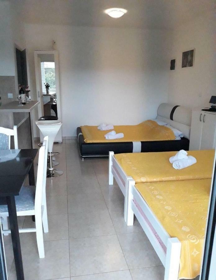Apartment Iva Bijela Ngoại thất bức ảnh